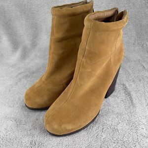 Jeffrey Campbell Boots Womens Size 8.5 Beige Rumble Suede Ankle Booties Heels